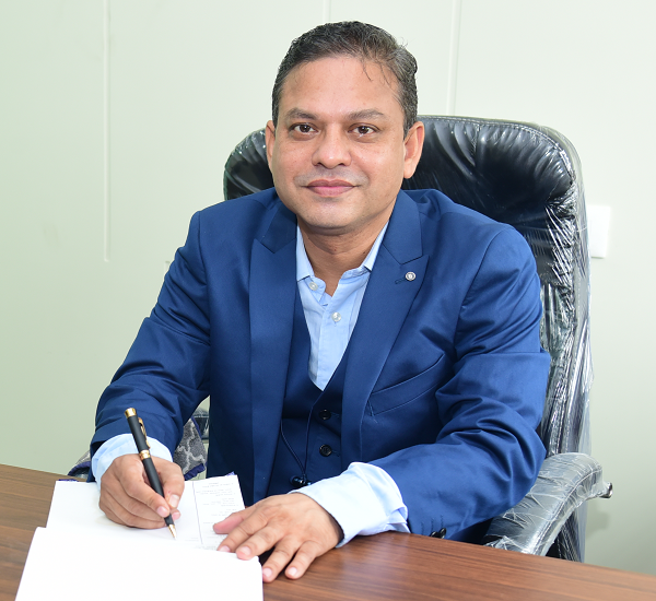 Dr. NISCHAL TIWARI       
