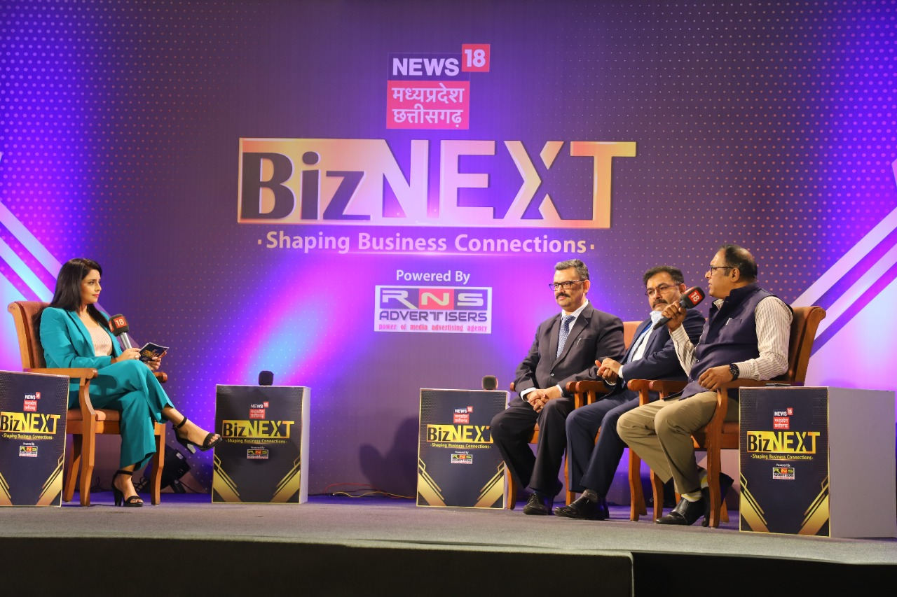 Doctor Conversation in Biz Next Award 2021 Award